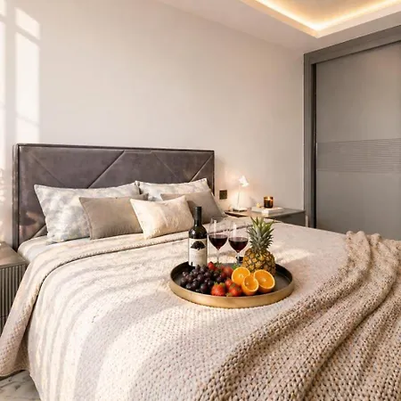 Kleopatra One Bedroom Apartment *